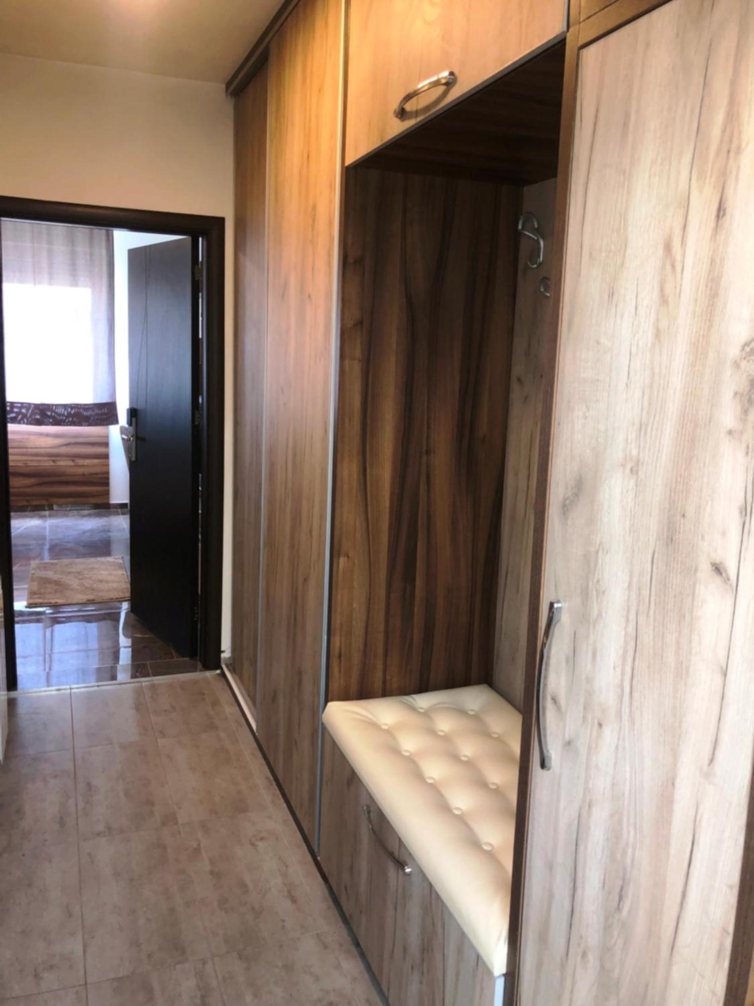 Apartment Square With Great View No Parking